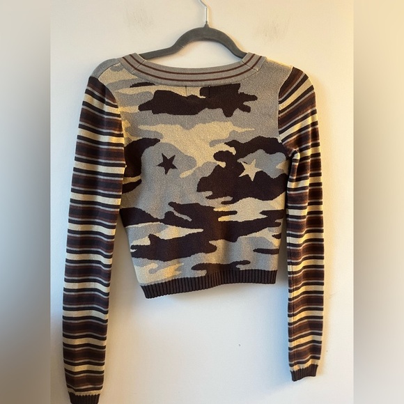 BDG Addison V Neck Ribbed Knit Sweater - Small - Picture 8 of 8